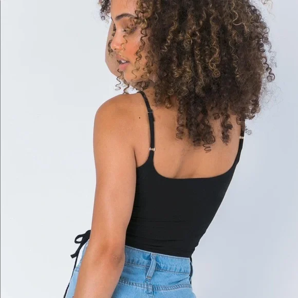 Princess Polly Areia Black Top, US 4 - Picture 3 of 7